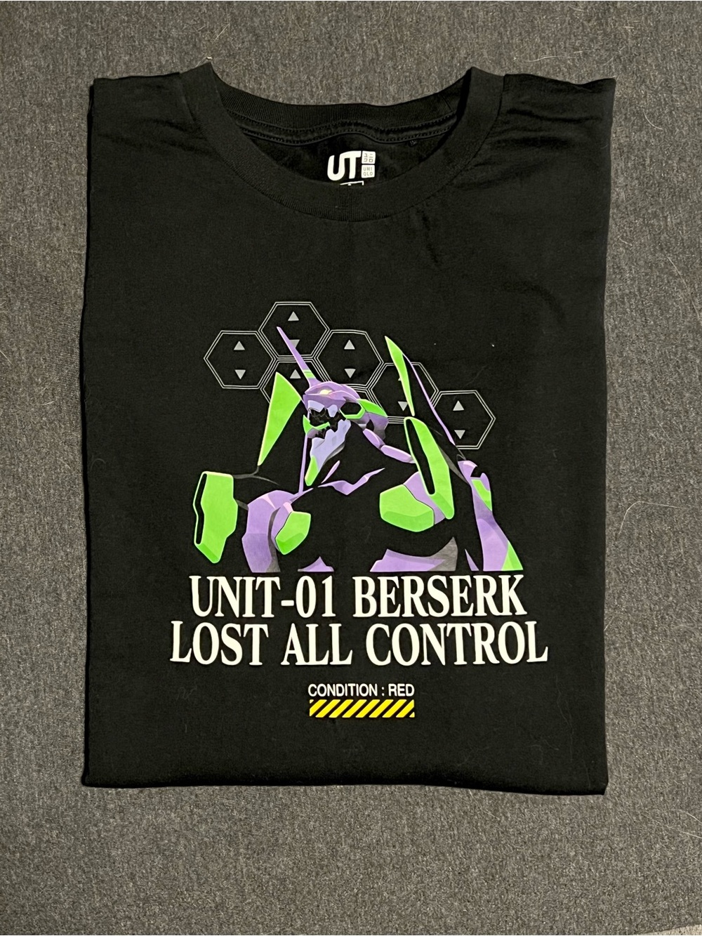 Uniqlo UT Evangelion "Unit-01 Berserk" anime tee // small - Picture 2 of 3